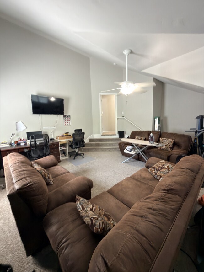 Building Photo - 3512 Chipada Ct