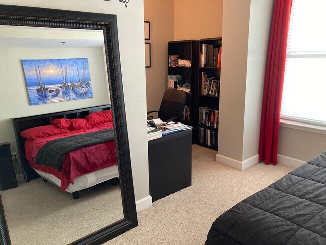 Building Photo - 1315 East Blvd