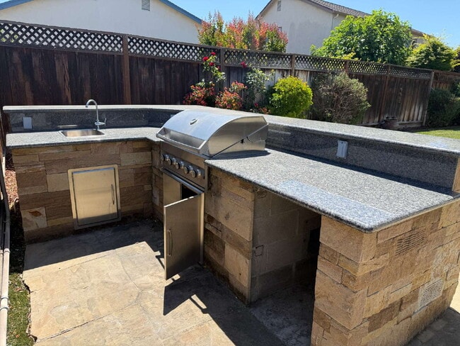 Building Photo - Remodeled Blossom Valley Home