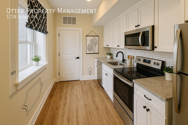 Building Photo - 1728 Ridge Ave