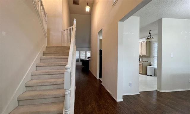 Building Photo - 1331 Dove Brook Dr