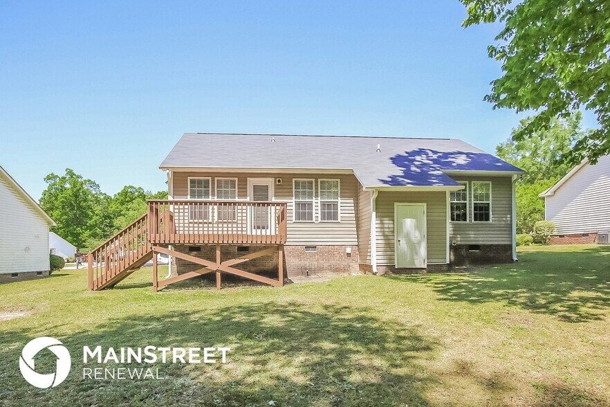 Building Photo - 1433 Smokey Mountain Dr