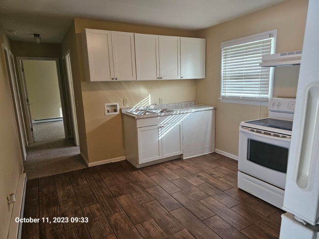 Primary Photo - 400 Berryman St