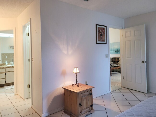 Building Photo - 2/2/1 townhome for rent in the Heather of Weeki Wachee