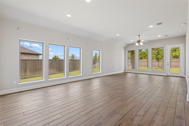 Building Photo - 11439 Bush Clover Dr