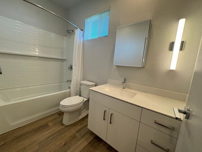 Building Photo - For Rent – 1 Bedroom, 1 Bathroom in Ho‘opili