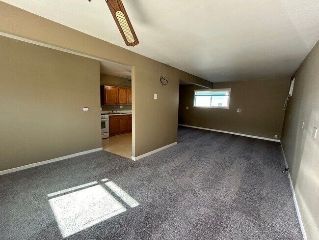 Building Photo - 1441 Coldwell Ave