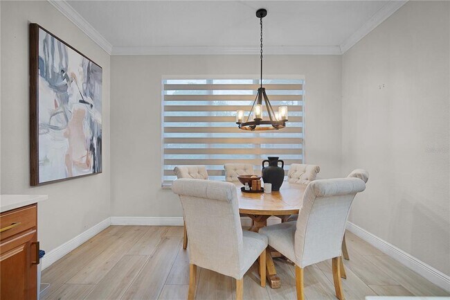 Building Photo - 1057 Island Pointe Dr