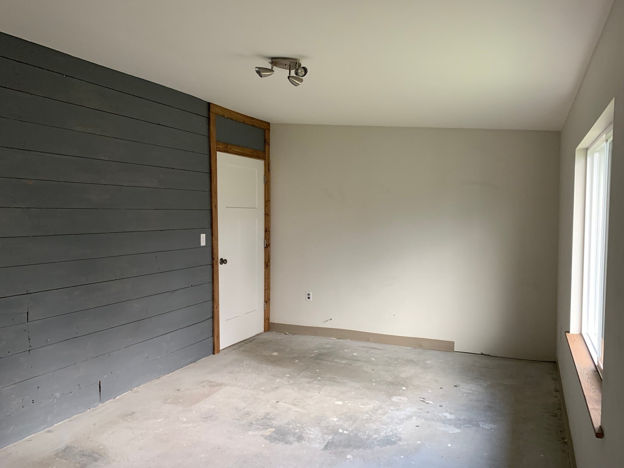 Building Photo - 000 Adam Ave