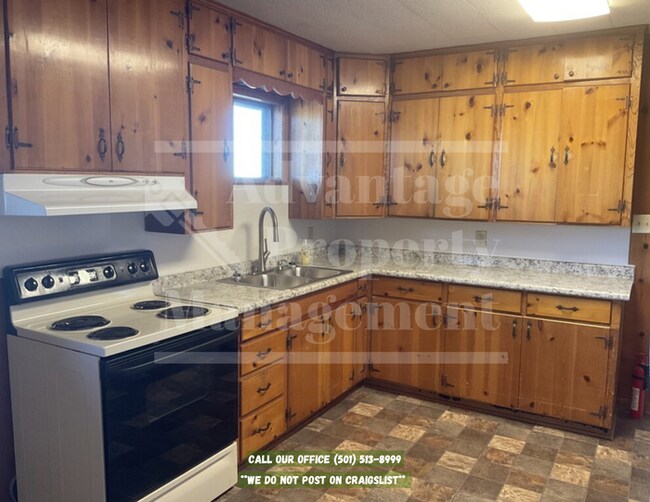 Building Photo - 554 Hwy 285 N