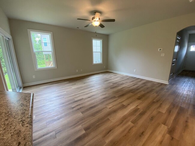 Building Photo - 255 Shallowbag Bay Ln