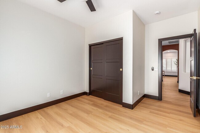 Building Photo - 3759 S Dew Drop Ln