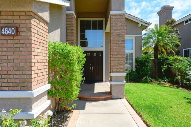 Building Photo - 4640 E Somerton Ave