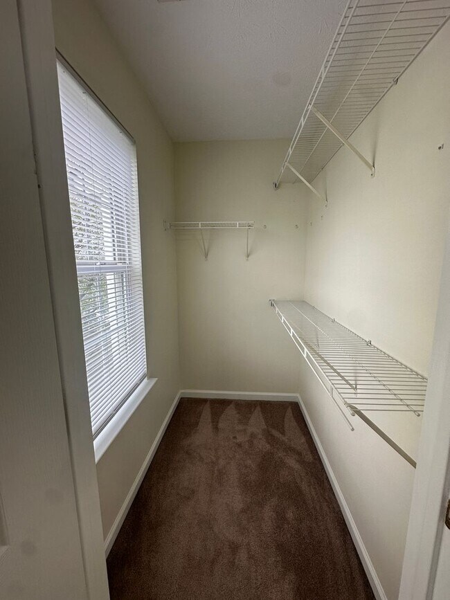 Building Photo - 114 Seabreeze Ln