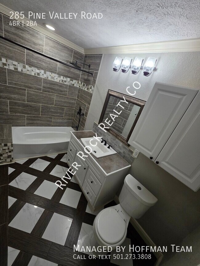 Building Photo - 285 Pine Valley Rd