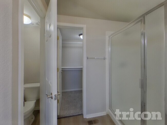 Building Photo - 10893 Bullock Ct