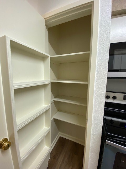Building Photo - 1100 Augusta Dr