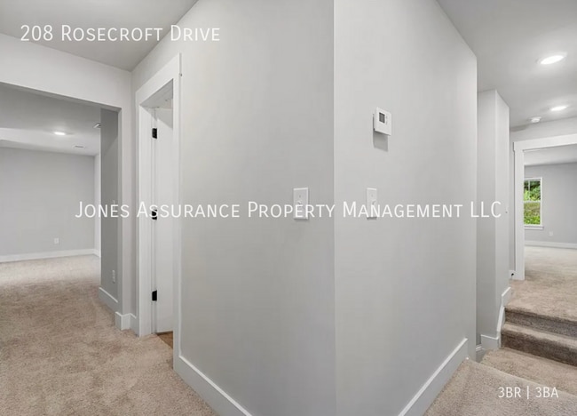 Building Photo - 208 Rosecroft Dr