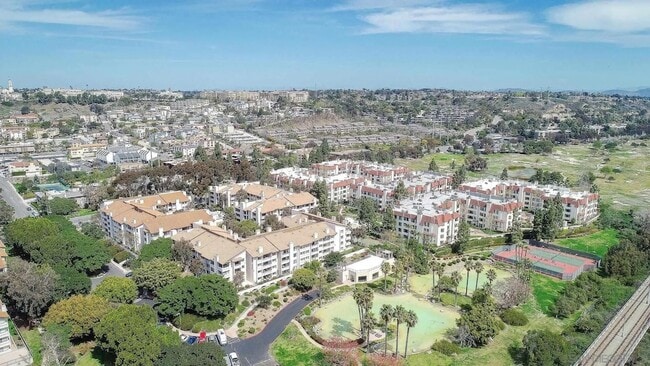 Building Photo - 5765 Friars Rd