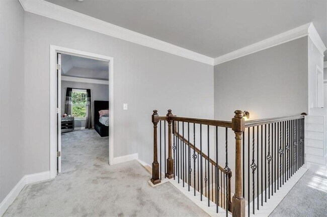 Building Photo - 3355 Palmer Lake Pointe