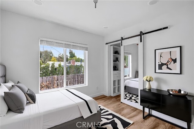 Building Photo - 20302 Oxnard St