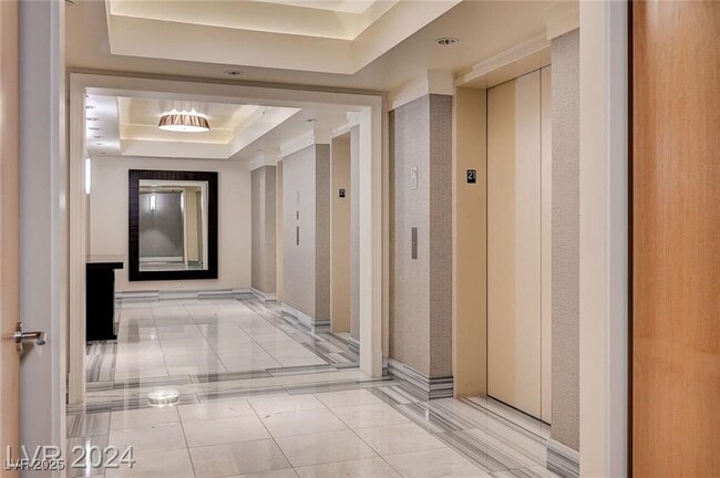 Building Photo - 222 Karen Ave