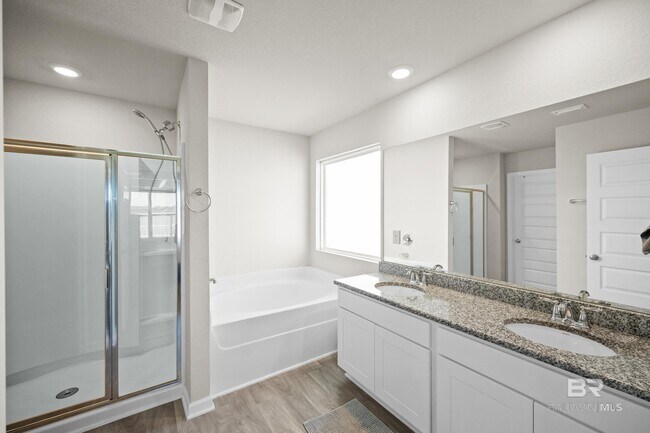 Building Photo - 12872 Pr Fld Dr