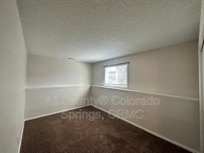Building Photo - 1153 Keith Dr