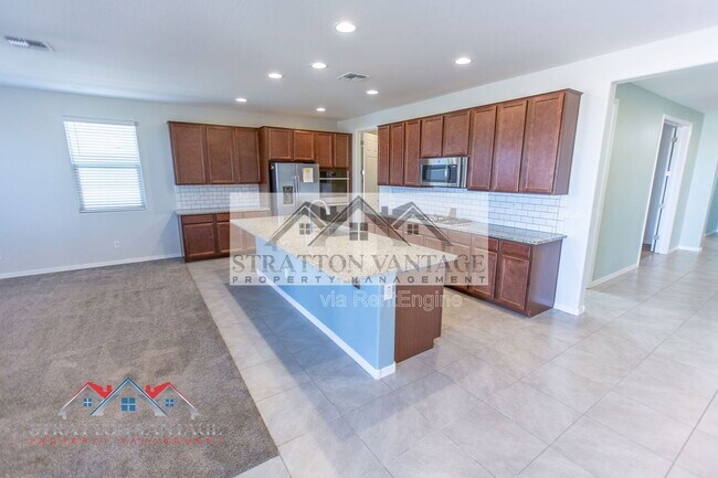 Building Photo - 22486 E Russet Rd