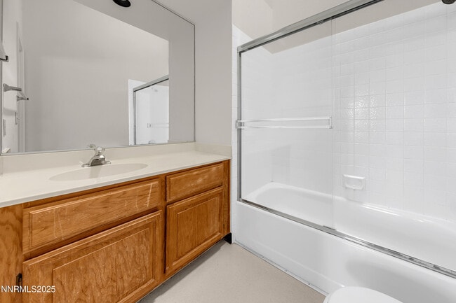 Building Photo - 2650 Plumas St