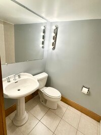 Building Photo - 7301 Glouchester Dr