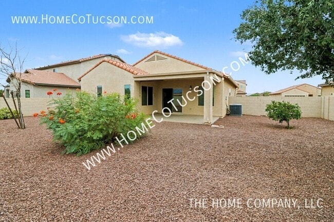 Building Photo - 34584 S Bronco Dr