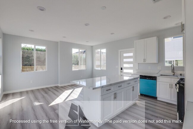 Building Photo - 11875 Wisteria Ave