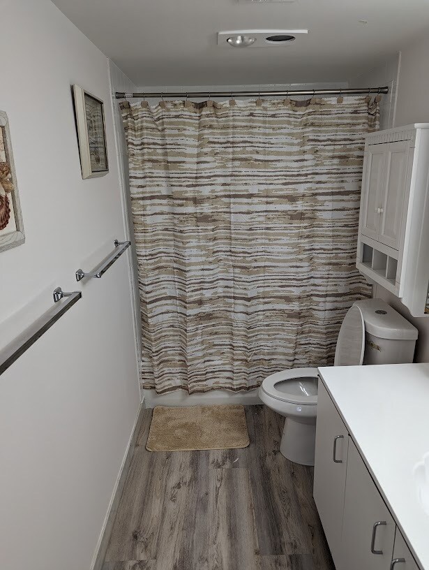 Building Photo - 5440 N Ocean Dr