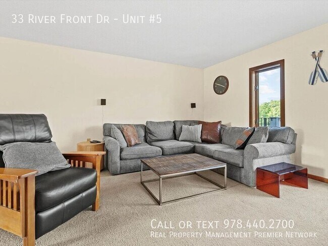 Building Photo - 33 River Front Dr