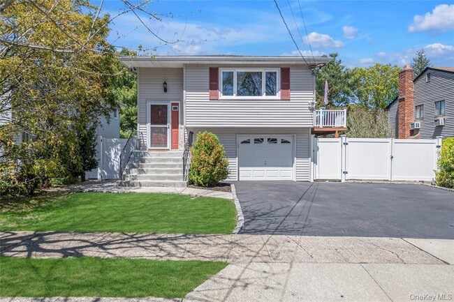 Primary Photo - 17 Brennan St