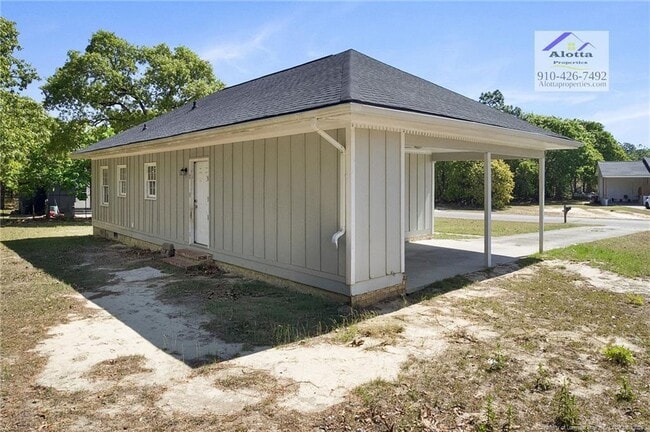 Building Photo - 818 Grambling Ct