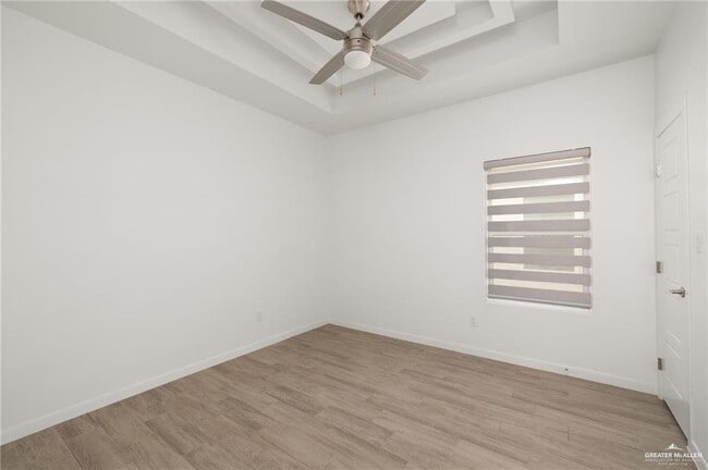 Building Photo - 10 E Campeche St