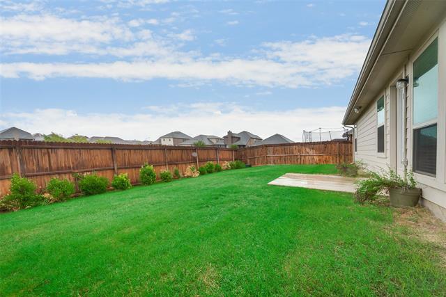 Building Photo - 4721 Lazy Oaks St