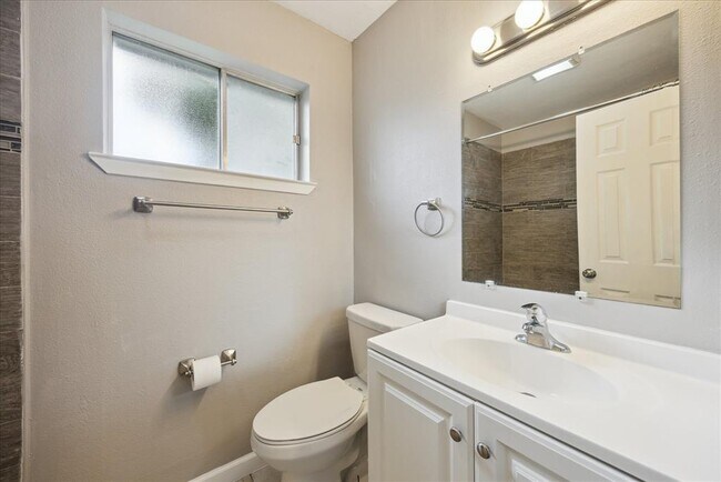 Building Photo - 23947 Pepperrell Pl St