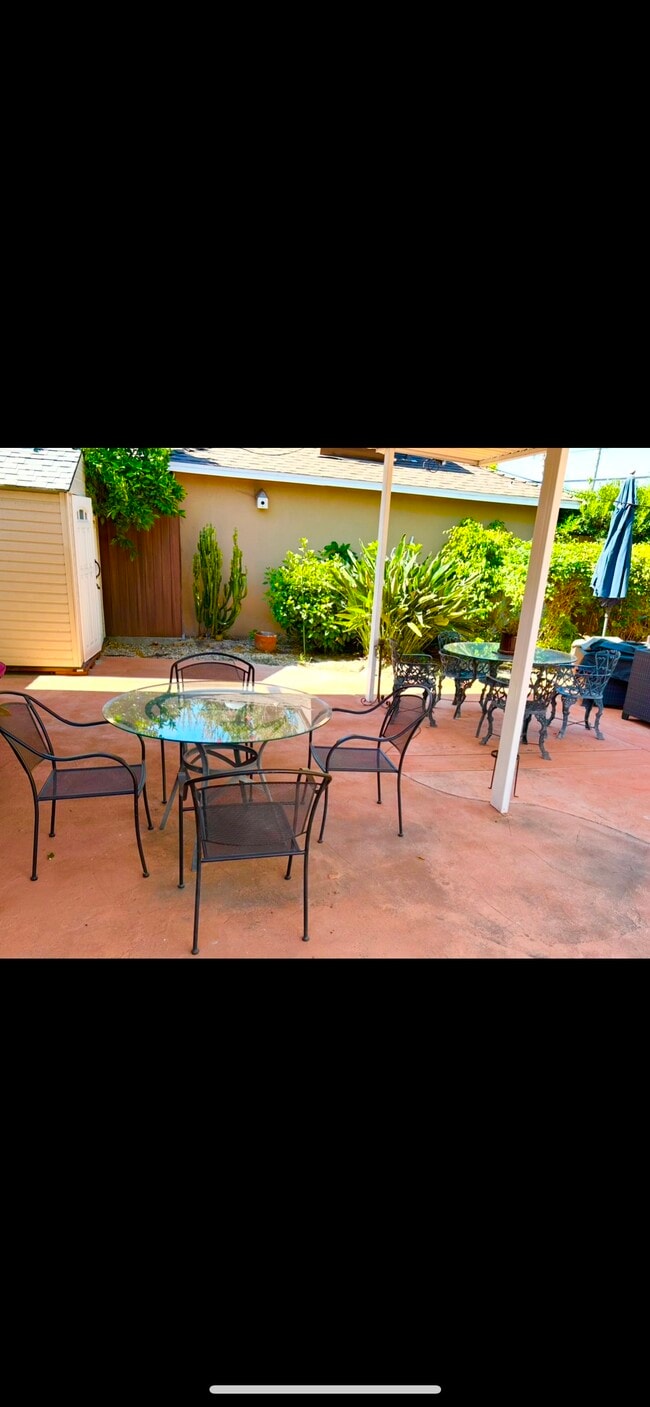 Designated Patio area - 4751 Sunnyslope Ave