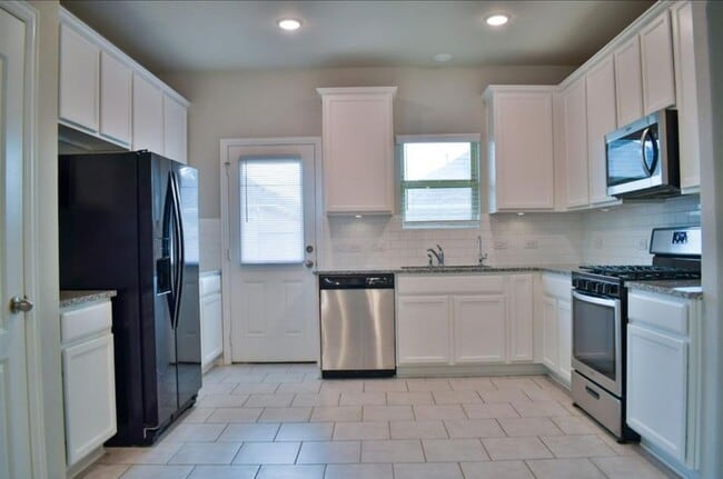 Building Photo - 31619 Heguy Pass