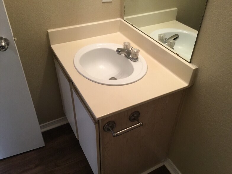 Building Photo - 8109 Tangerine Pl NW