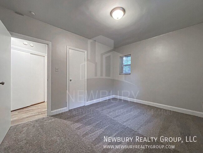 Building Photo - 319 San Juan Dr