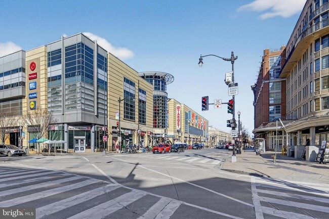 Building Photo - 1351 Monroe St NW