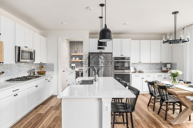 Building Photo - 7812 Bexley Ln