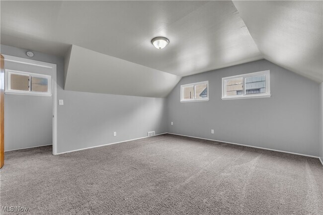 Building Photo - 17401 Wayne Dr
