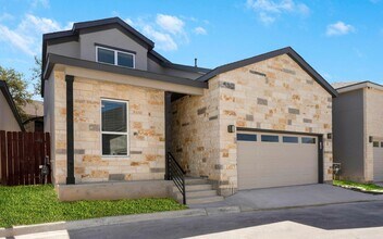 Building Photo - 11158 Vance Jackson Rd