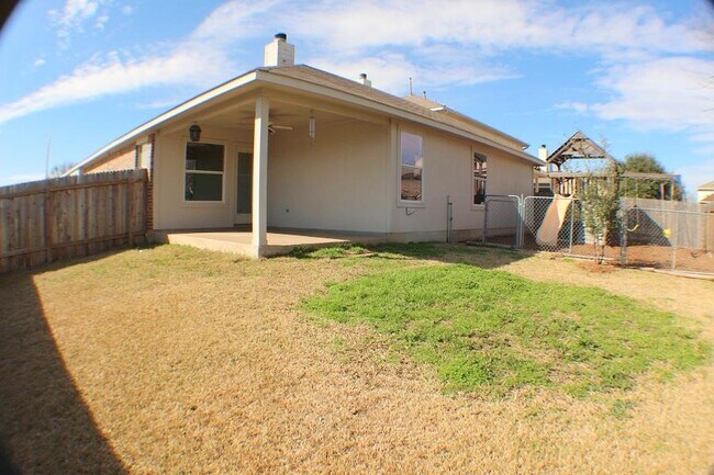 Building Photo - 2200 Bakers Way