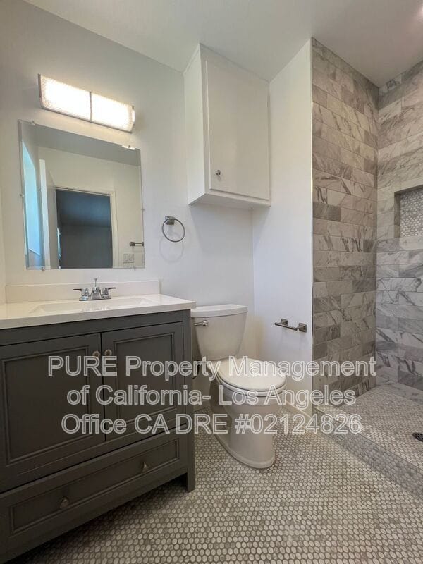 Building Photo - 19327 Reinhart Ave